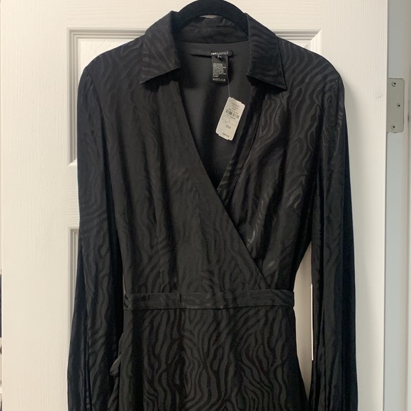 Jay Godfrey Manning Zebra-Print Puff-Sleeve Wrap Dress - Picture 2 of 3